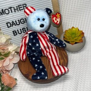 Ty Beanie Baby Spangle Blue Face Patriotic Bear 1999.  Cute Vintage Beanie Baby!